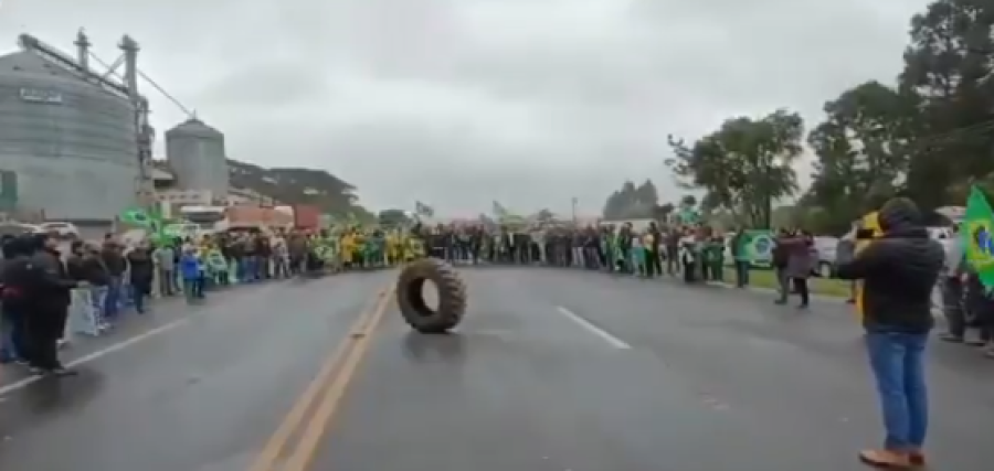 ENTRE A FÉ POLÍTICA E A VERDADE:
